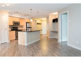 Photo 7: 206 120 COUNTRY VILLAGE Circle NE in Calgary: Country Hills Village Condo for sale : MLS®# C4043750