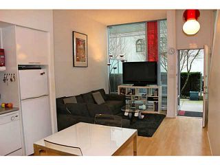 Photo 1: 626 CITADEL PARADE Boulevard in Vancouver: Downtown VW Townhouse for sale in "SPECTRUM 4 BY CONCORD PACIFIC" (Vancouver West)  : MLS®# V988318