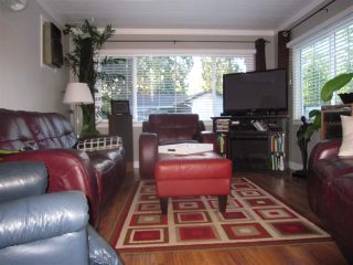 Photo 2: 23353 CALVIN Crescent in Maple Ridge: Silver Valley Manufactured Home for sale in "GARIBALDI VILLAGE" : MLS®# R2320406