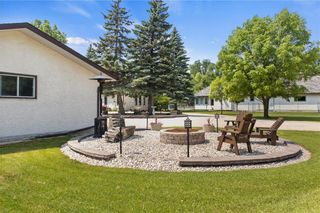 Photo 6: 21 Newport Road in Winnipeg: House for sale : MLS®# 202313944