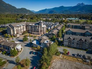 Photo 11: 38226 EAGLEWIND Boulevard in Squamish: Downtown SQ Townhouse for sale : MLS®# R2722333