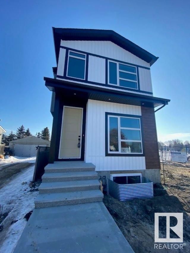 Main Photo: 9339 155 Street in Edmonton: Zone 22 House for sale : MLS®# E4340159
