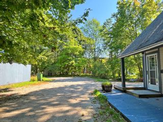 Photo 2: 108 Aberdeen Road in Bridgewater: 405-Lunenburg County Residential for sale (South Shore)  : MLS®# 202213320
