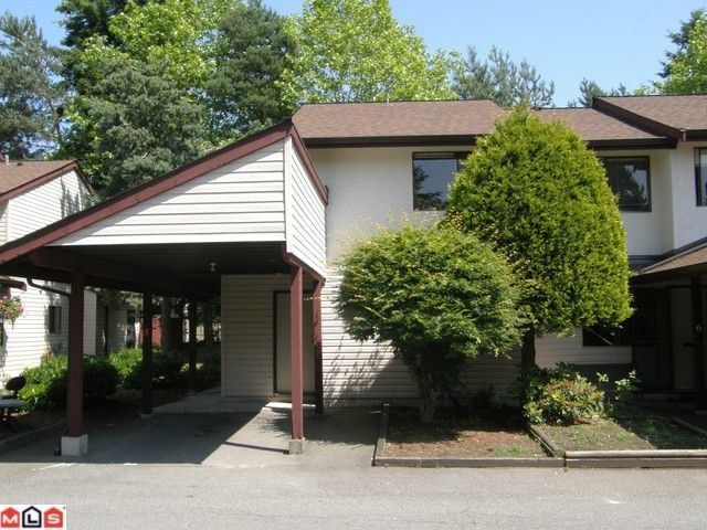 Main Photo: 5 13990 74TH Avenue in Surrey: East Newton Townhouse for sale in "WEDGEWOOD ESTATES" : MLS®# F1226580