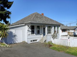 Photo 1: 1468 Finlayson Pl in Victoria: Vi Oaklands House for sale : MLS®# 872574