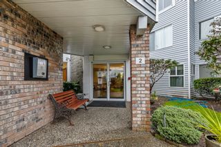 Photo 2: 216 32833 LANDEAU Place in Abbotsford: Central Abbotsford Condo for sale : MLS®# R2635706