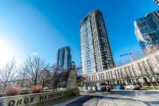 Photo 1: 2303 583 BEACH Crescent in Vancouver: Yaletown Condo for sale in "Park West 2" (Vancouver West)  : MLS®# R2343260