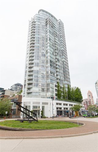 Photo 26: 2301 1201 MARINASIDE Crescent in Vancouver: Yaletown Condo for sale in "The Peninsula" (Vancouver West)  : MLS®# R2556097
