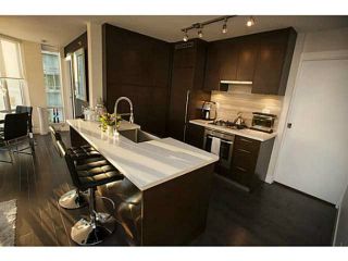 Photo 3: 1707 535 SMITHE Street in Vancouver: Downtown VW Condo for sale in "DOLCE AT SYMPHONY PLACE" (Vancouver West)  : MLS®# V1138374