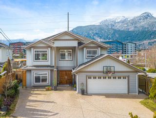 Photo 1: 38139 HARBOUR VIEW Place in Squamish: Hospital Hill House for sale : MLS®# R2858795