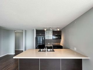 Photo 3: 3207 13688 100 Avenue in Surrey: Whalley Condo for sale in "Park Place One" (North Surrey)  : MLS®# R2713663