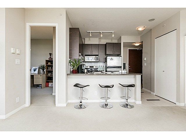 Photo 4: Photos: 1104 2345 MADISON Avenue in Burnaby: Brentwood Park Condo for sale in "OMA TOWER 1" (Burnaby North)  : MLS®# V1141068