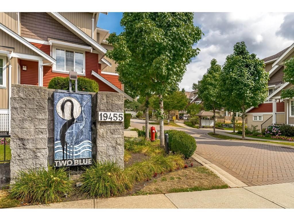 Main Photo: 45 19455 65 Avenue in Surrey: Clayton Townhouse for sale in "TWO BLUE" (Cloverdale)  : MLS®# R2608577