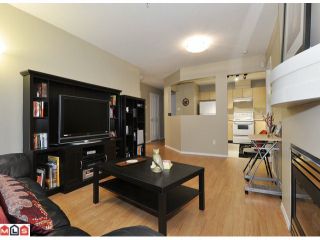 Photo 5: 105 10186 155TH Street in Surrey: Guildford Condo for sale in "SOMMERSET" (North Surrey)  : MLS®# F1210204