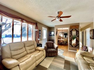 Photo 2: 6 Georgian Place West in Esterhazy: Residential for sale : MLS®# SK914158