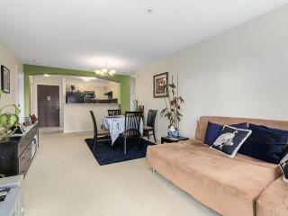Photo 4: 5311 5111 GARDEN CITY Road in Richmond: Brighouse Condo for sale in "LIONS PARK" : MLS®# R2167020