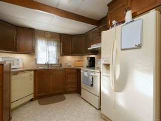 Photo 10: 7 2607 Selwyn Rd in Langford: La Mill Hill Manufactured Home for sale : MLS®# 872104