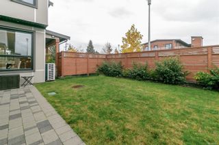 Photo 35: 7924 Lochside Dr in Central Saanich: CS Turgoose Row/Townhouse for sale : MLS®# 888971