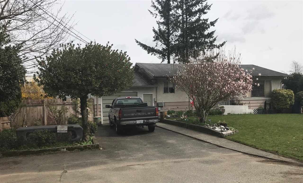 Main Photo: 2662 CENTENNIAL Street in Abbotsford: Abbotsford West House for sale : MLS®# R2254420