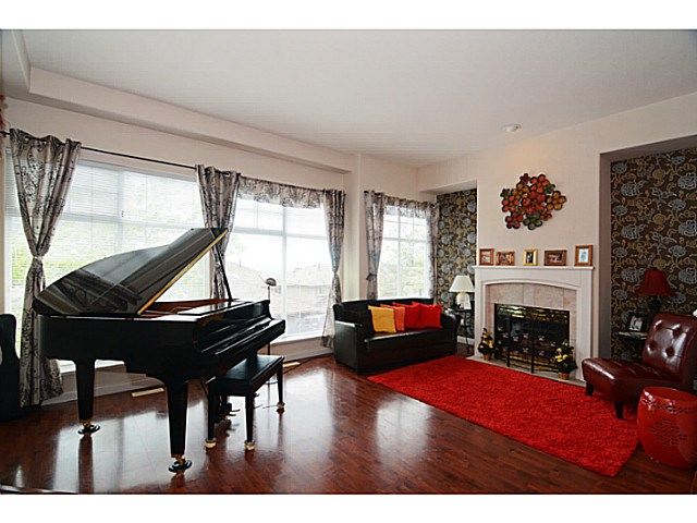 Photo 3: Photos: # 95 2979 PANORAMA DR in Coquitlam: Westwood Plateau Condo for sale : MLS®# V1131087