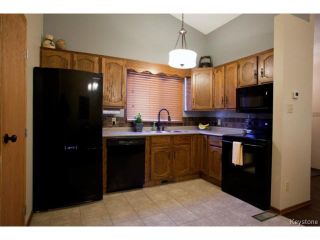 Photo 9: 213 Red Oak Drive in WINNIPEG: North Kildonan Residential for sale (North East Winnipeg)  : MLS®# 1320584