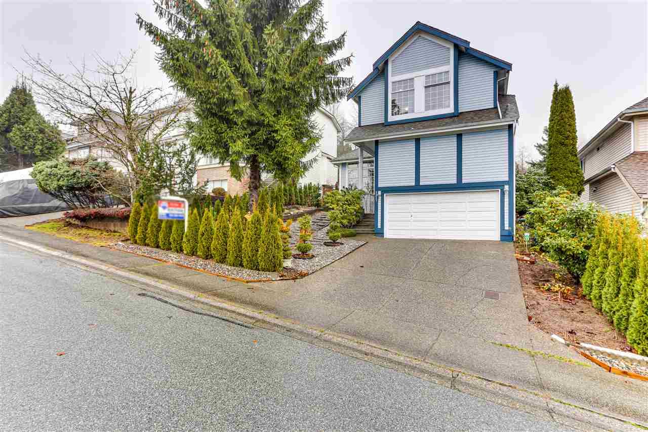 Main Photo: 2927 MEADOWVISTA Place in Coquitlam: Westwood Plateau House for sale : MLS®# R2522432