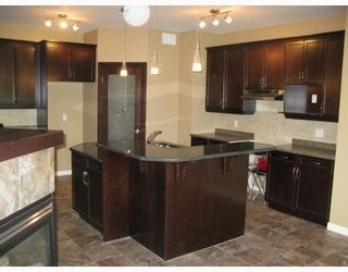 Photo 7: 65 MARDENA in WINNIPEG: St Vital Residential for sale (South East Winnipeg)  : MLS®# 2918592