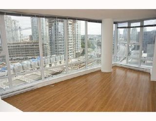 Photo 2: 708 602 CITADEL PARADE BB in Vancouver: Downtown VW Condo for sale (Vancouver West)  : MLS®# V742592