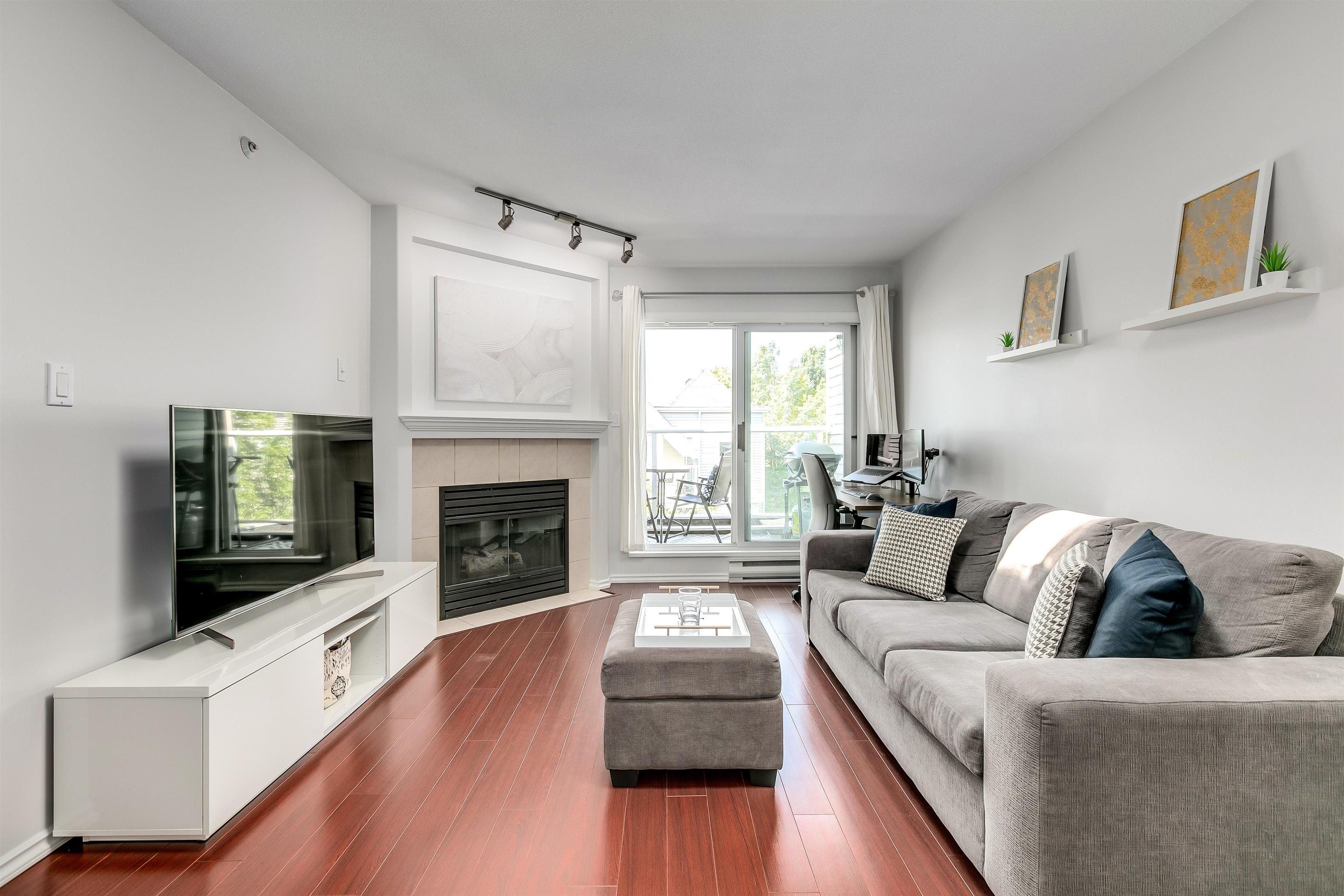 Main Photo: 403 789 W 16TH Avenue in Vancouver: Fairview VW Condo for sale in "16 Willows" (Vancouver West)  : MLS®# R2709901