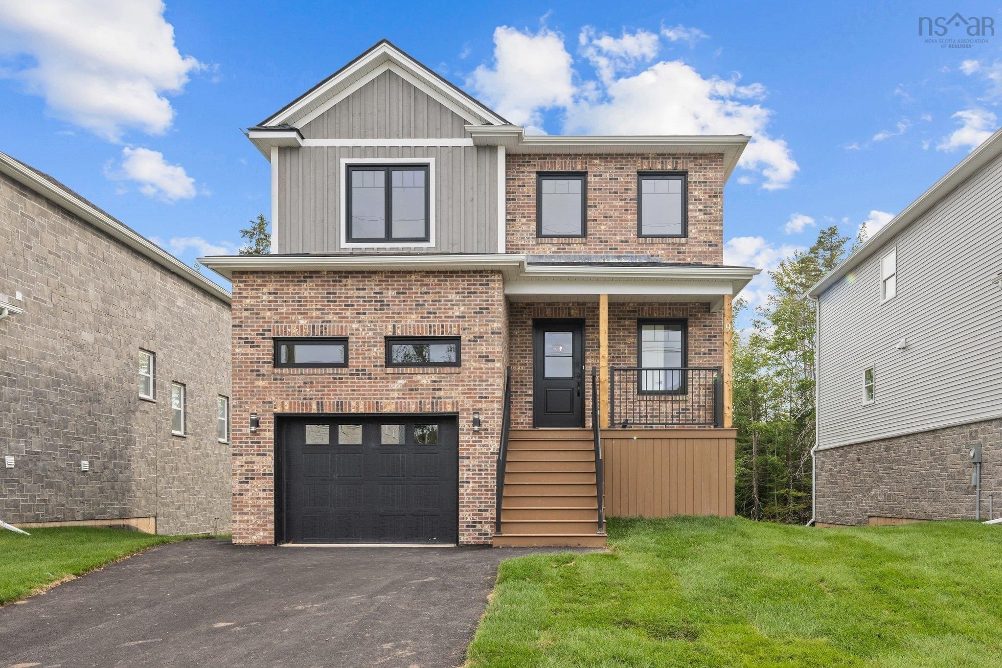 Main Photo: 9 Owdis Avenue in Lantz: 105-East Hants/Colchester West Residential for sale (Halifax-Dartmouth)  : MLS®# 202318378