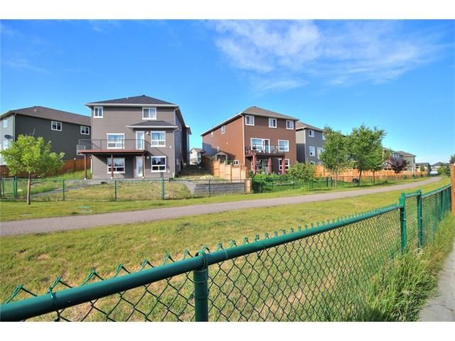 Photo 31: Photos: 224 EVERMEADOW Avenue SW in Calgary: Evergreen House for sale : MLS®# C4071056