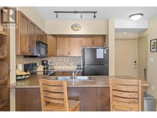 Photo 2: 654 Cook Road Unit# 627 in Kelowna: House for sale : MLS®# 10303161