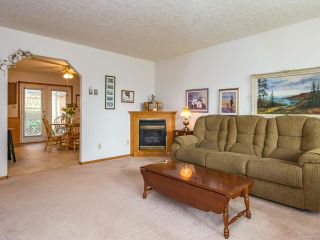 Photo 13: 2216 E 9th St in COURTENAY: CV Courtenay East House for sale (Comox Valley)  : MLS®# 795198
