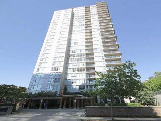 Photo 1: 301 660 NOOTKA Way in Port Moody: Port Moody Centre Condo for sale in "NAHANNI" : MLS®# V1136795