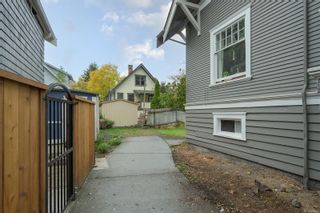Photo 37: 652 Moss St in Victoria: Vi Fairfield West House for sale : MLS®# 946001