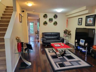 Photo 2: 40 6533 121 Street in Surrey: West Newton Townhouse for sale in "STONEBRIAR" : MLS®# R2740795