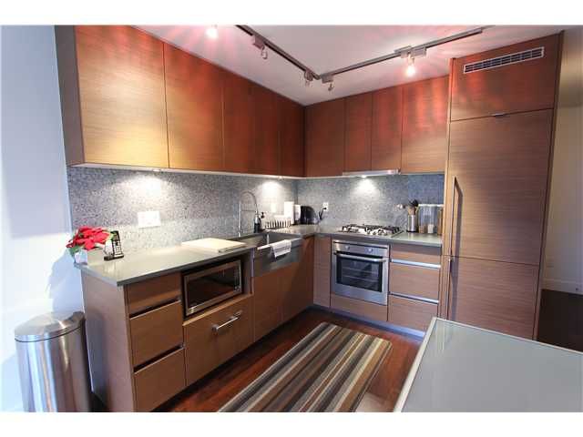 Main Photo: 705 565 SMITHE Street in Vancouver: Downtown VW Condo for sale in "VITA" (Vancouver West)  : MLS®# V1052575