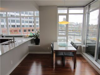 Photo 6: 402 2055 YUKON Street in Vancouver: False Creek Condo for sale in "MONTREUX" (Vancouver West)  : MLS®# V1051503