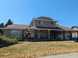 Photo 2: 4779 TAMARACK Place in Sechelt: Sechelt District House for sale in "Davis Bay Estates" (Sunshine Coast)  : MLS®# R2798123