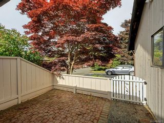 Photo 17: 18 1184 Clarke Rd in Central Saanich: CS Brentwood Bay Row/Townhouse for sale : MLS®# 840473