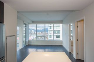 Photo 2: 1610 111 E 1ST Avenue in Vancouver: Mount Pleasant VE Condo for sale in "BLOCK 100" (Vancouver East)  : MLS®# R2123085