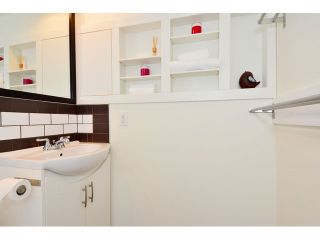 Photo 18: 308 1442 BLACKWOOD Street: White Rock Condo for sale in "Blackwood Manor" (South Surrey White Rock)  : MLS®# F1443547