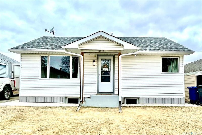 FEATURED LISTING: 303 Park Drive Nipawin