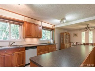 Photo 10: 3333 Fulton Rd in VICTORIA: Co Triangle House for sale (Colwood)  : MLS®# 727523