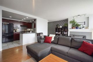 Photo 2: 1008 198 AQUARIUS MEWS in Vancouver: Yaletown Condo for sale (Vancouver West)  : MLS®# R2313413