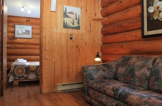 Photo 15: Lakefront acreage cabins for sale BC, 38 acres: Business with Property for sale : MLS®# 165995