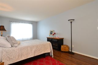 Photo 15: 104 1378 GEORGE Street: White Rock Condo for sale in "FRANKLIN PLACE" (South Surrey White Rock)  : MLS®# R2371327