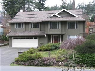 Main Photo: 2426 Setchfield Avenue in Victoria: La Florence Lake House for sale (Langford)  : MLS®# 273167