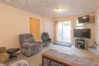 Photo 14: 999 Furber Rd in Langford: La Langford Proper Half Duplex for sale : MLS®# 919276