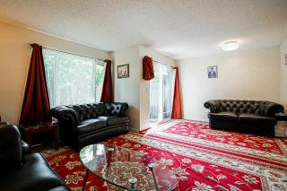 Photo 3: 501 CARLSEN PLACE in Port Moody: North Shore Pt Moody Townhouse for sale : MLS®# R2583157